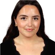 Graduada en Educació Infantil on actualment estic cursant el grau de Primaria.